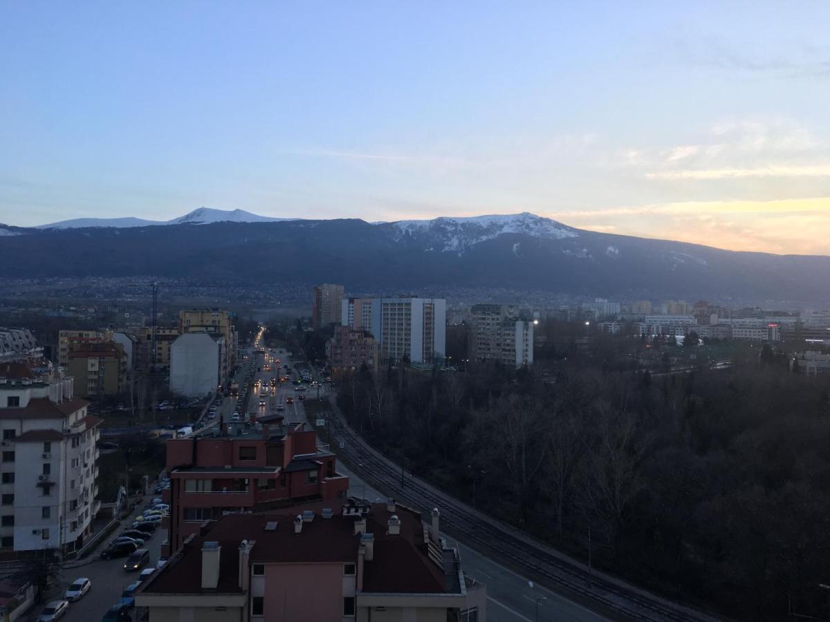 Panorama Apartment Darvenitsa Sofia Exterior photo